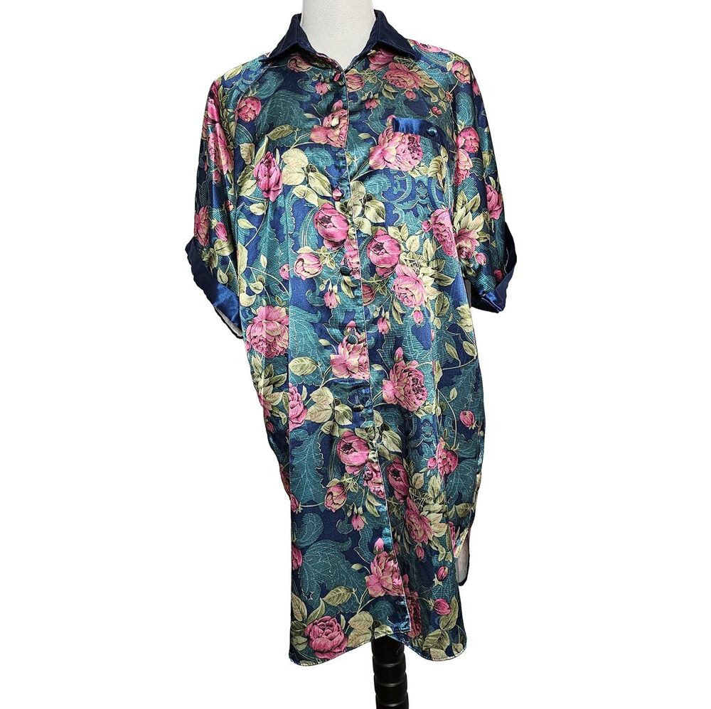 Vintage Kathryn Medium/Large Floral Printed Satin Night Shirt or Gown